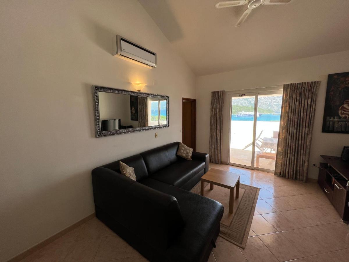 Apartmani Tonko Račišće Bagian luar foto