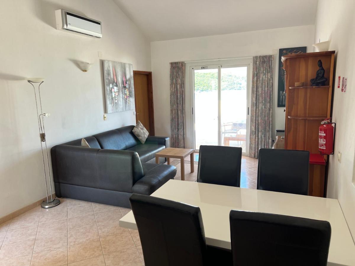 Apartmani Tonko Račišće Bagian luar foto