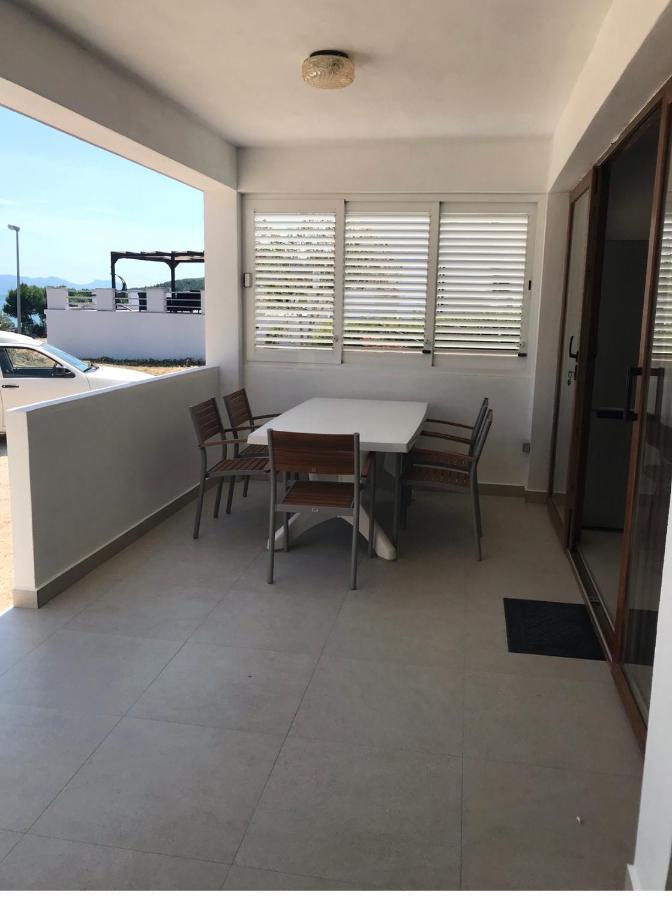 Apartmani Tonko Račišće Bagian luar foto