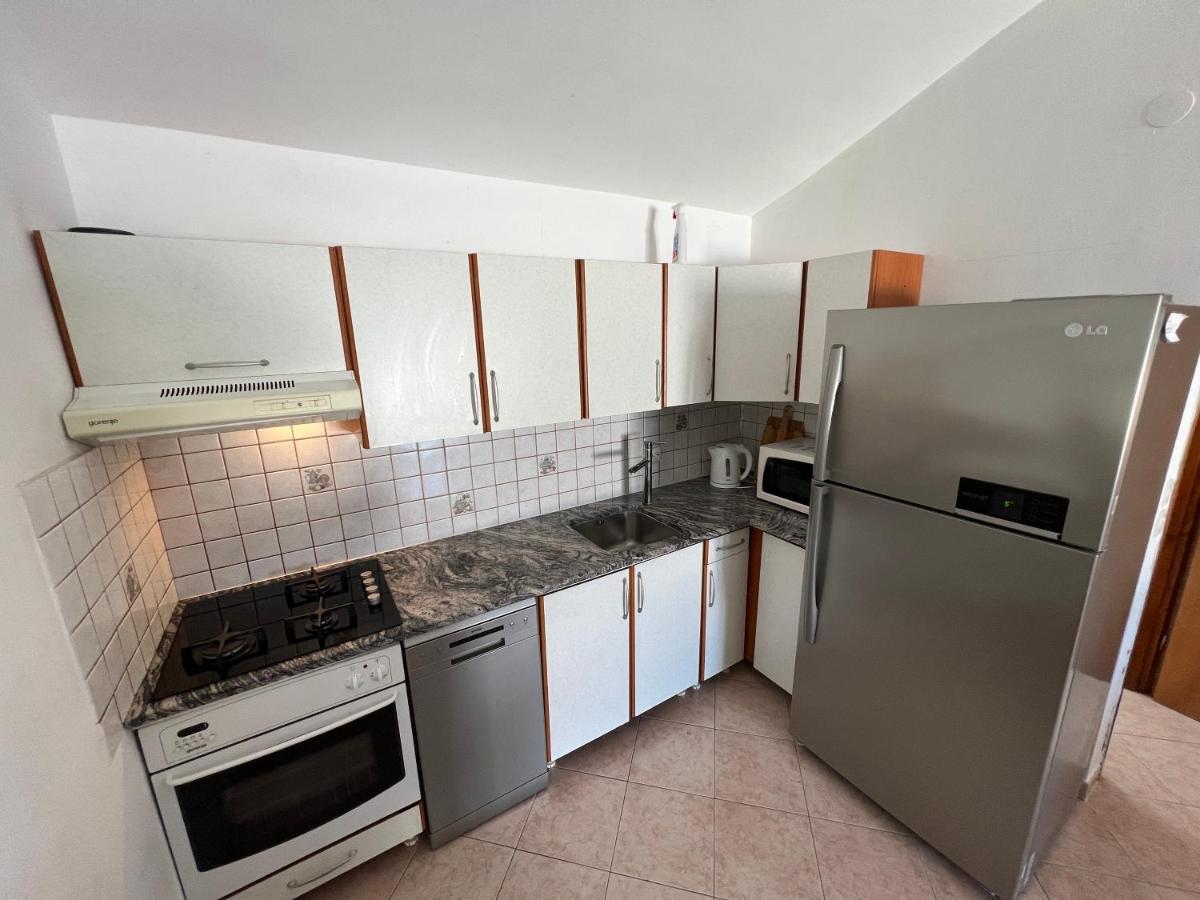 Apartmani Tonko Račišće Bagian luar foto