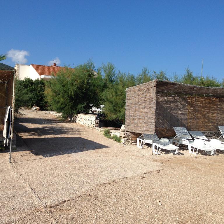 Apartmani Tonko Račišće Bagian luar foto