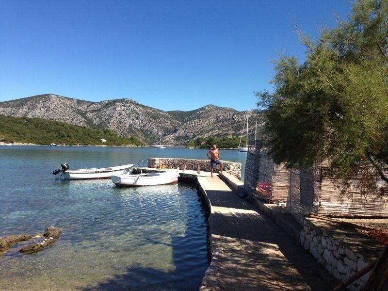 Apartmani Tonko Račišće Bagian luar foto