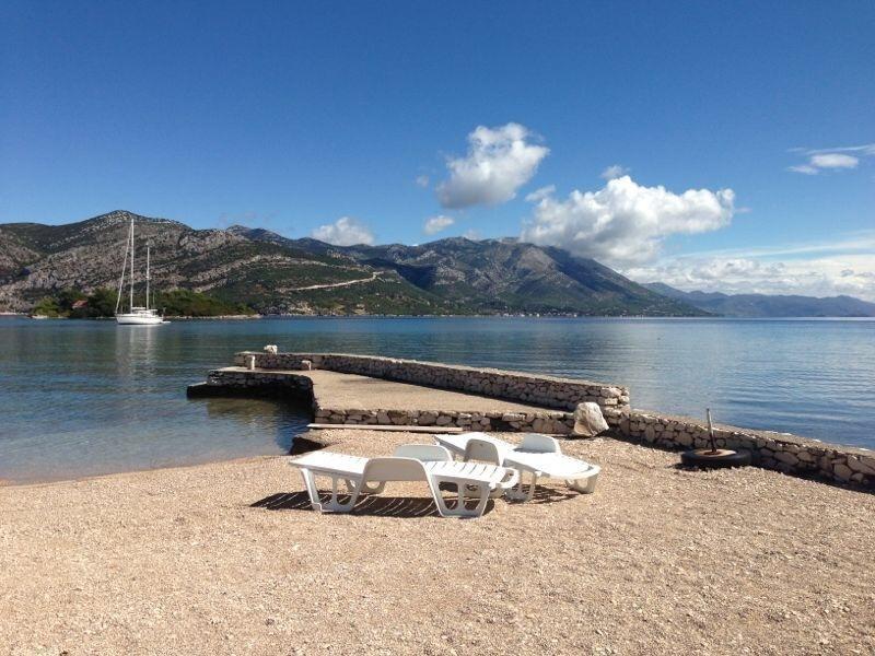 Apartmani Tonko Račišće Bagian luar foto